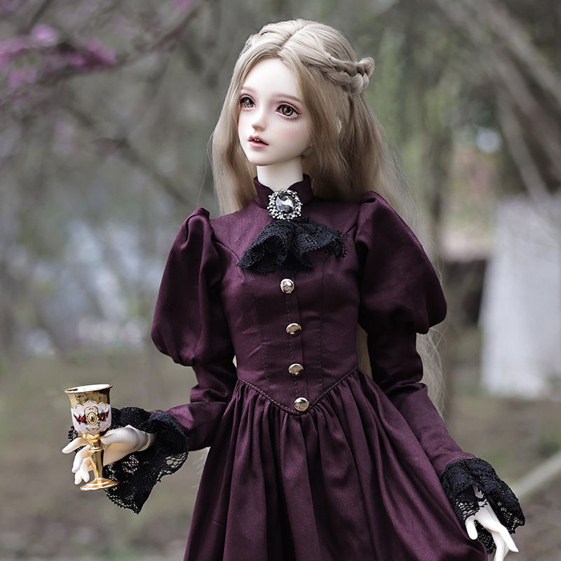 Vintage Fashion Tv - دمية إلينا BJD 1/3 جميلة أنيقة