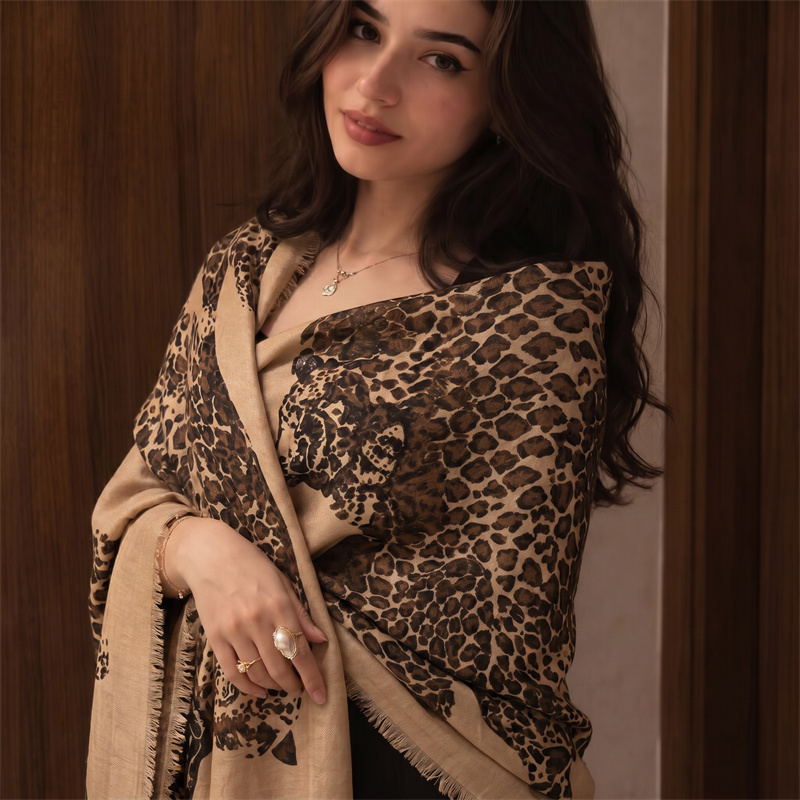 حجاب وشال نسائي بنقشة الفهد ال - مراجعة Vintage Fashion Hijab وسعره