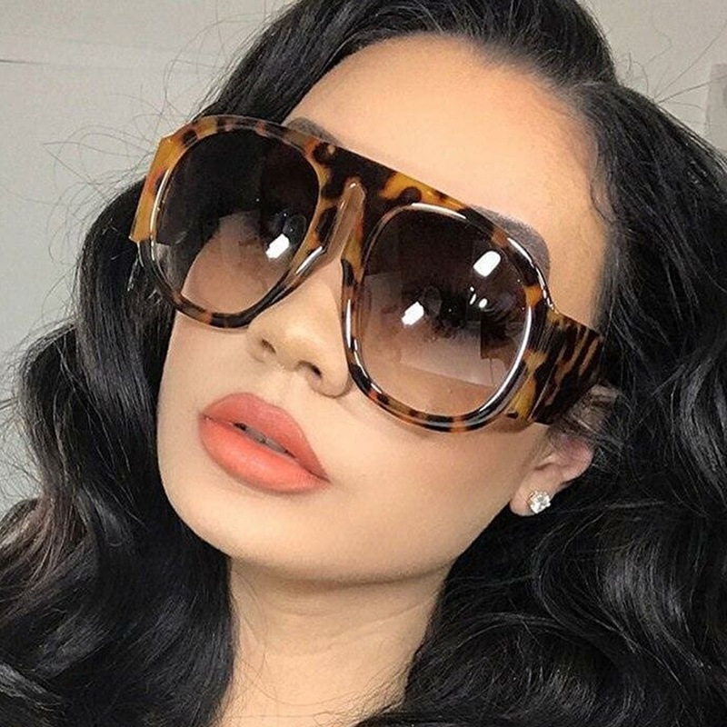 نظارات شمسية فاخرة بتصميم كلاس - مراجعة Vintage Fashion Brands وسعره