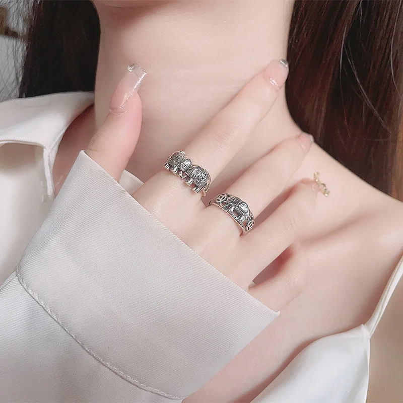 خاتم على شكل عملة فيل محظوظ QN - مراجعة Vintage Fashion Meaning وسعره